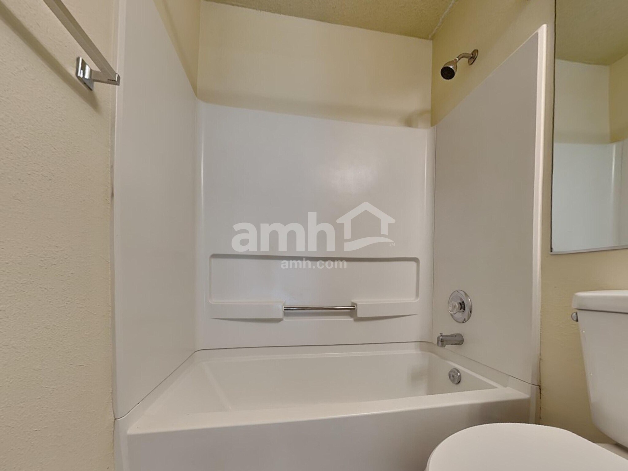 Building Photo - 854 Treyburn Green Dr