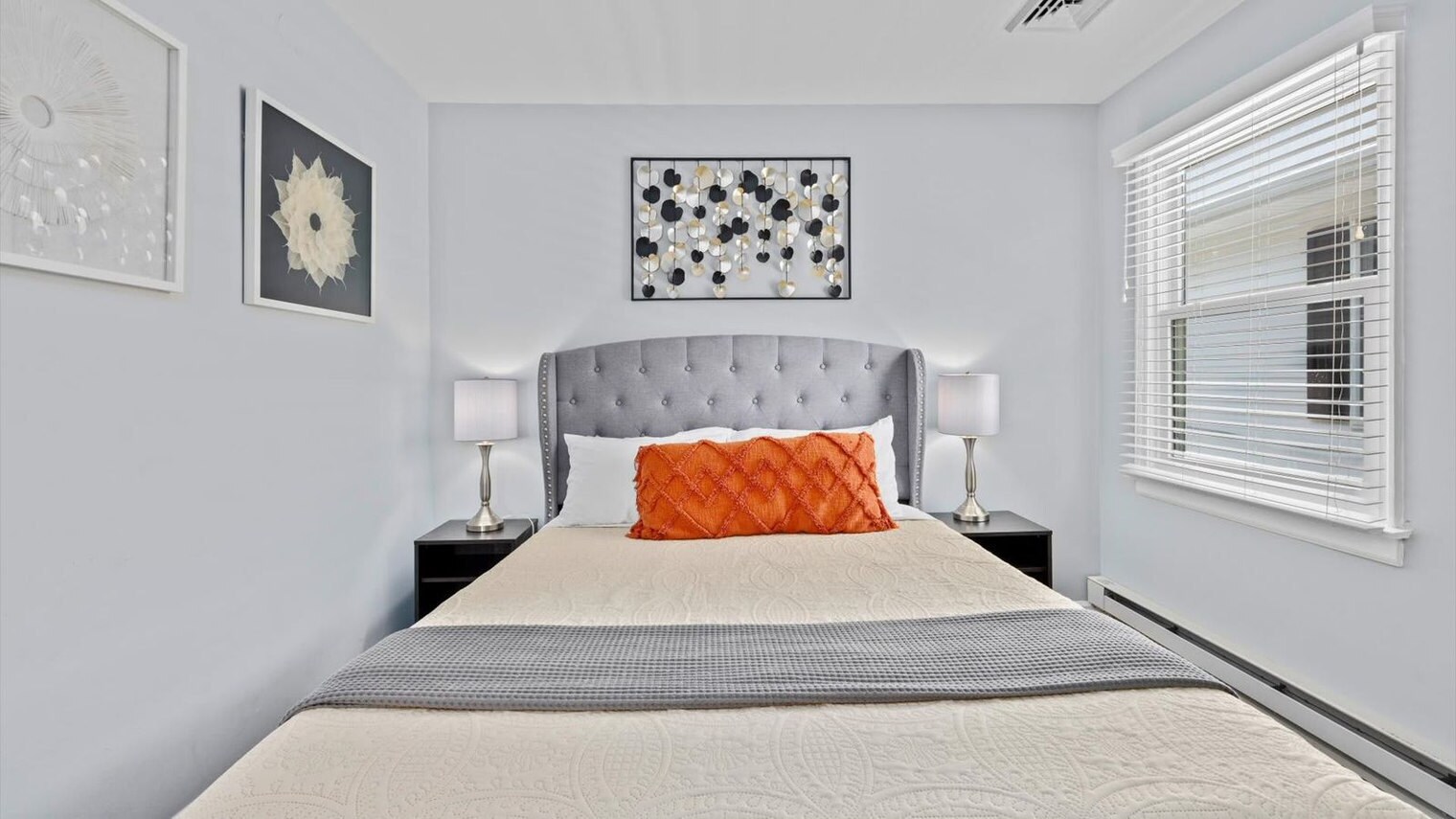 Building Photo - 714 West Ave