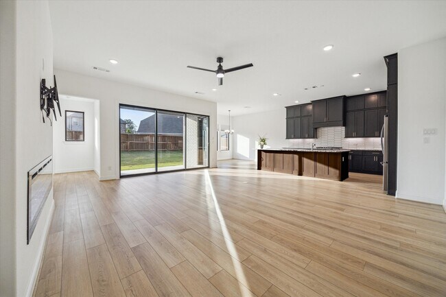 Building Photo - 28207 Cedar Peak Dr