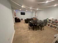 Building Photo - 1527-33 W Seybert St