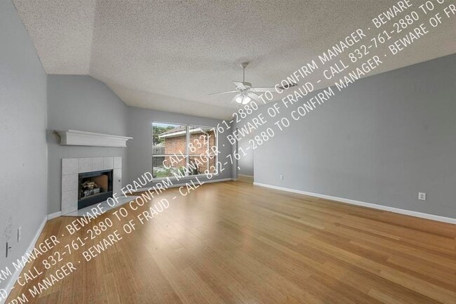 Building Photo - 9940 Queens Rd