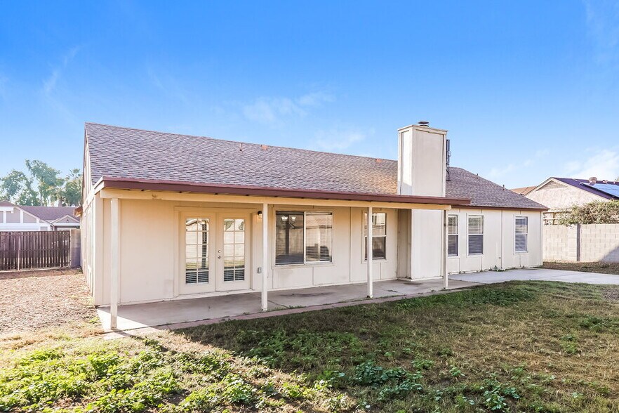 Building Photo - 6528 W Grandview Rd