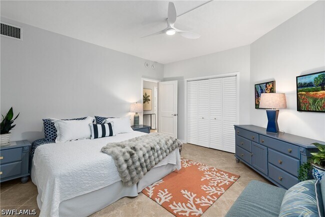 Building Photo - 5555 Heron Point Dr
