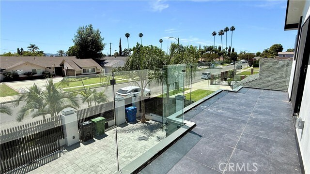 Building Photo - 16015 Acre St