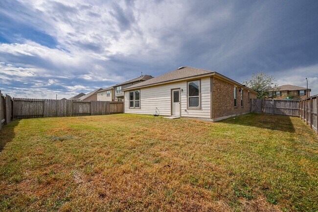 Building Photo - 5046 Royal Amber Ln