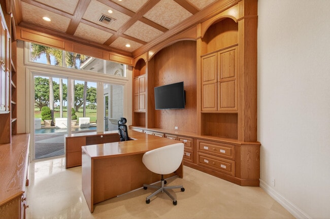 Building Photo - 331 Mizner Lake Estates Dr