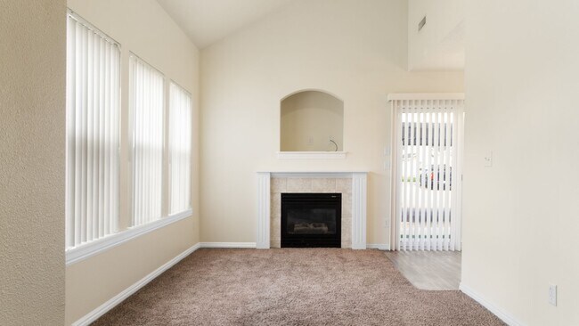 Building Photo - Sugar Street Townhomes