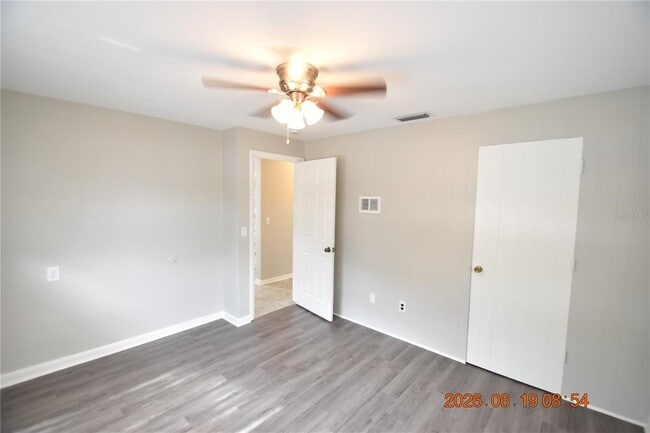 Building Photo - 3273 Harbor Lake Dr