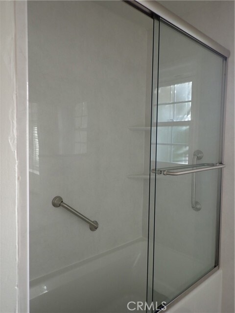 Building Photo - 6791 Killarney Ave