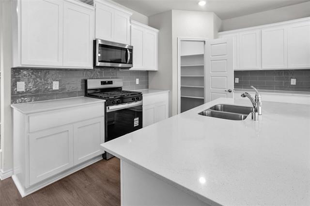 Building Photo - 1307 Rusted Rail Dr