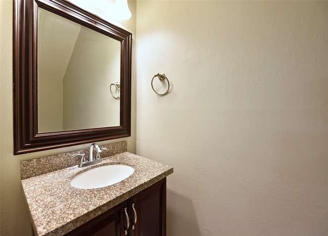 Building Photo - 31106 Pine Bay St