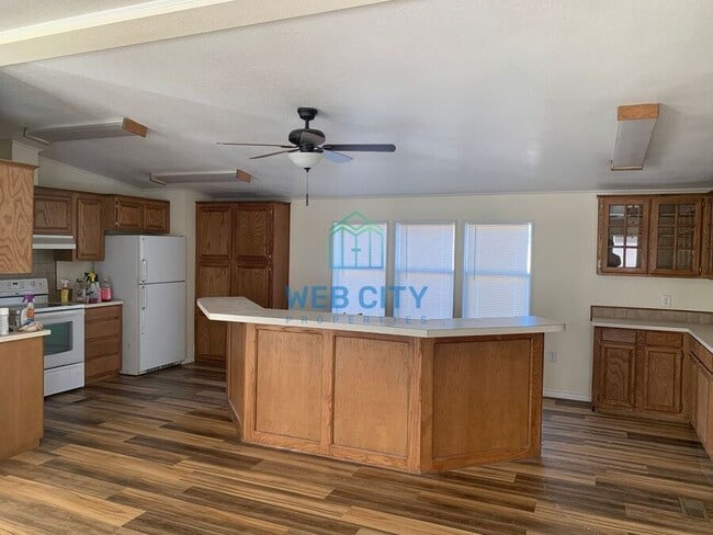 Building Photo - 7831 County Rd