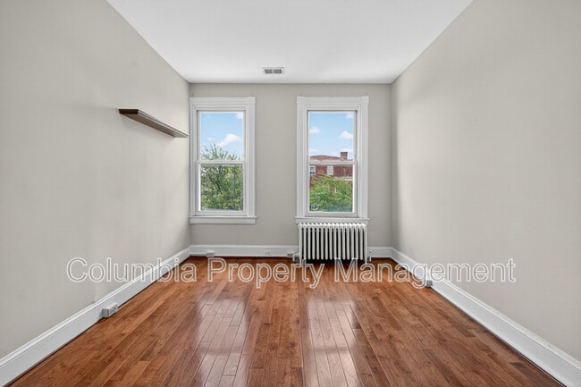 Building Photo - 3523 Warder St NW