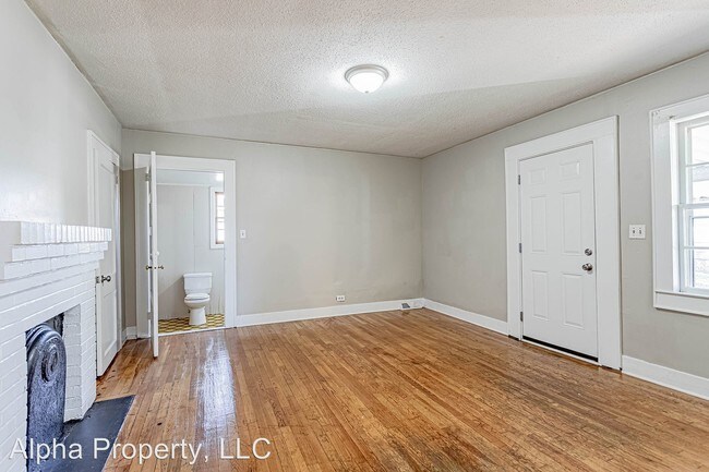 Building Photo - 2 br, 2 bath House - 19 Norwood St