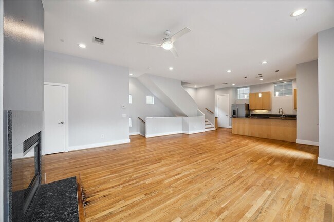 Building Photo - 4333 O'Reilly