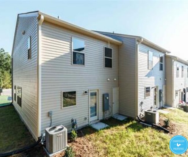 Building Photo - 1208 Haybrook Ln