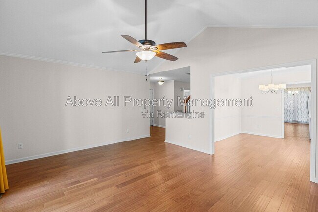 Building Photo - 1202 Belhaven Rd