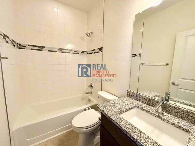 Building Photo - 4662 High Mesa Cir