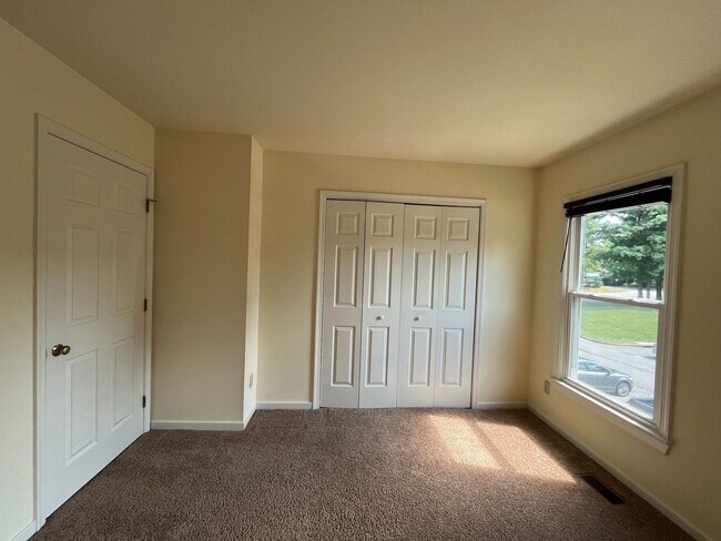 Building Photo - 8704 Hermitage Trace Cir