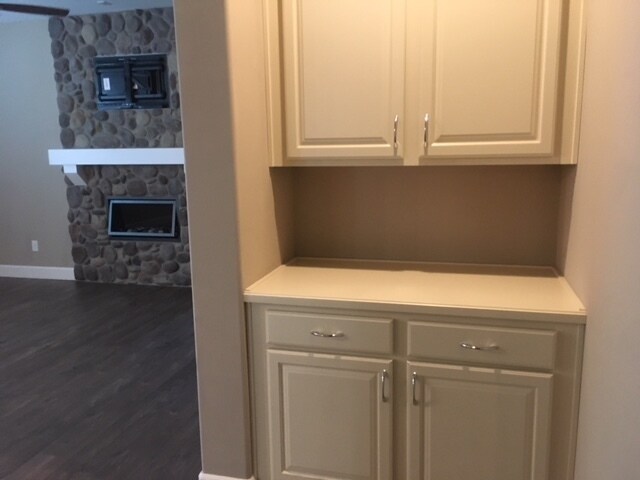 Building Photo - Coming soon! Large Open Floor Plan House i...