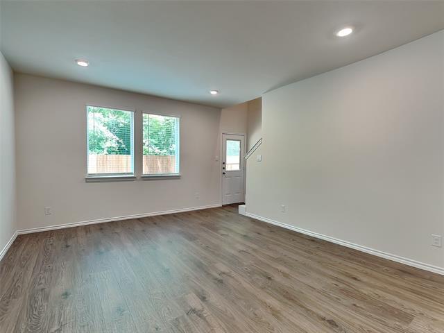 Building Photo - 422 Tall Cedar Wy