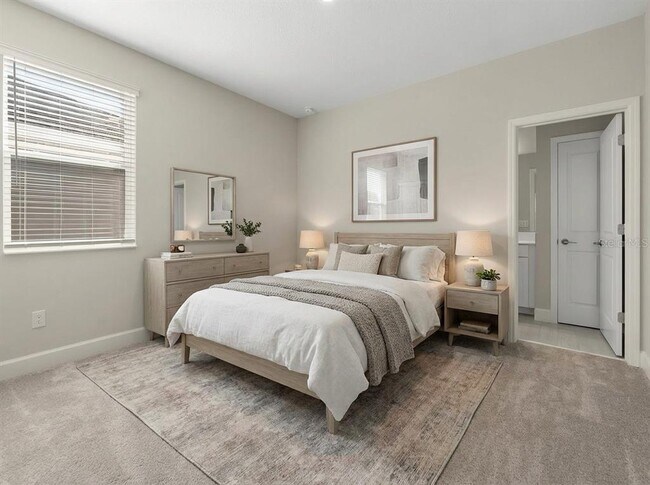 Building Photo - 1320 Hyde St