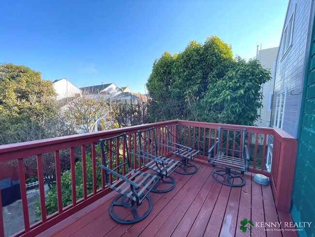 Building Photo - Spacious 4BR/2BA in Mission Terrace – San Francisco