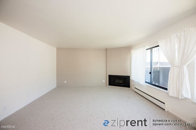 Building Photo - 2 br, 2 bath Condo - 5175 Diamond Heights ...