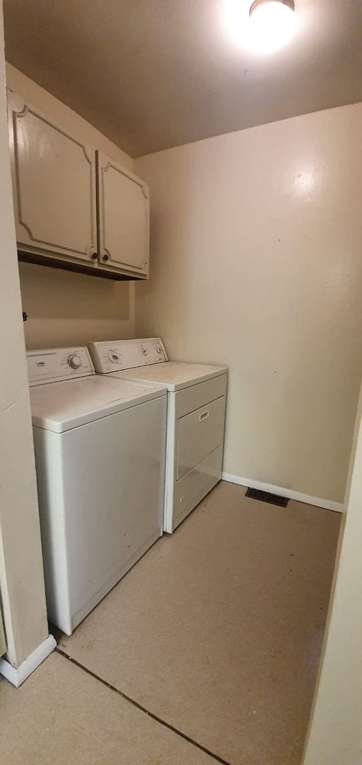 Building Photo - Condo for rent with parking and yard large...