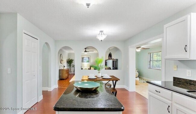 Building Photo - 2784 Snapdragon Dr NW