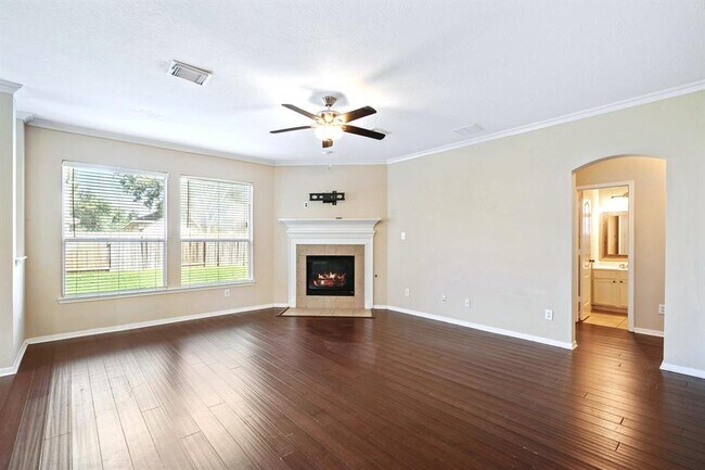 Building Photo - 718 Rock Creek Ct
