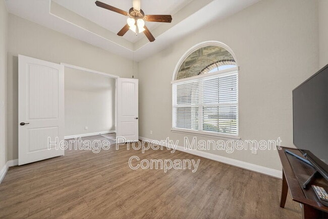 Building Photo - 3225 Harvest Crest