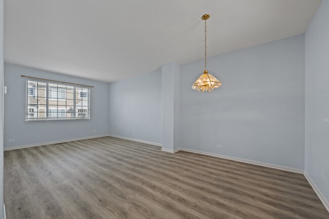 Building Photo - 2295 Twilight Dr