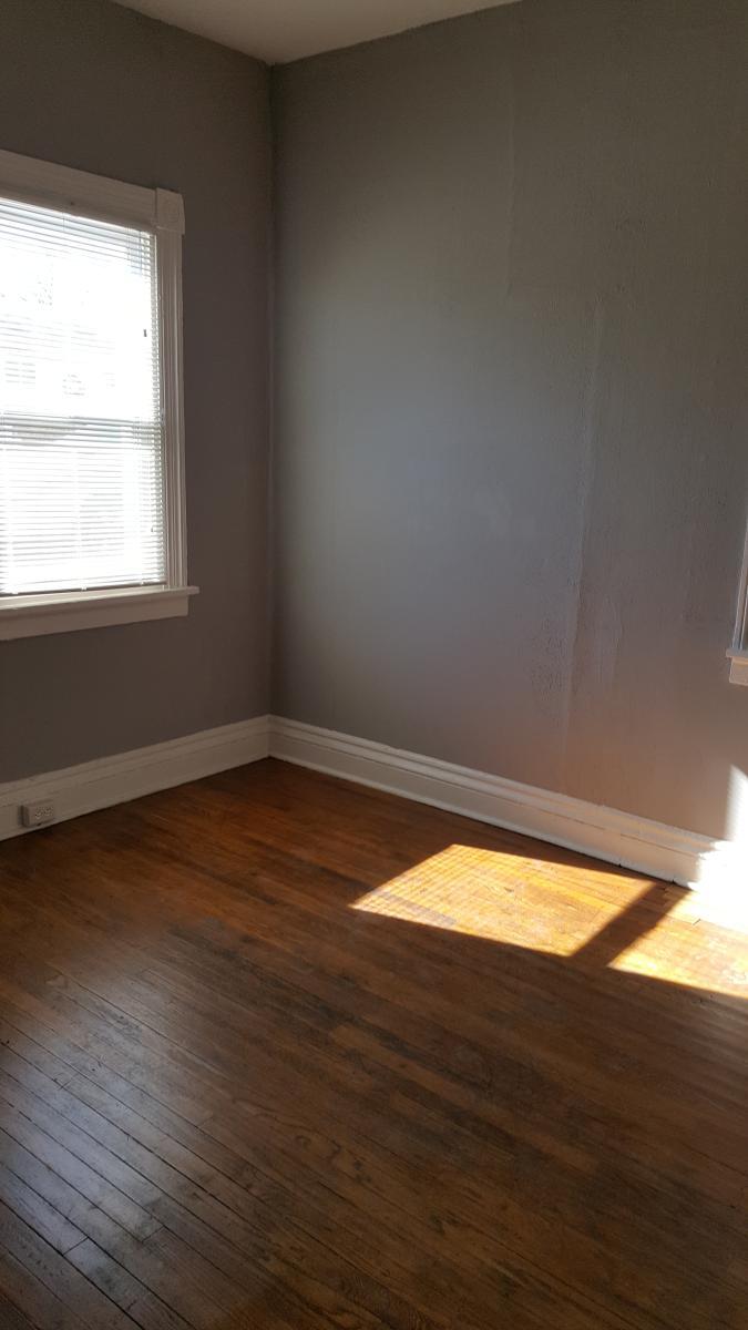 Building Photo - 1429 Tamm Ave