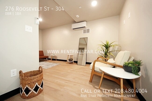 Building Photo - 276 Roosevelt St