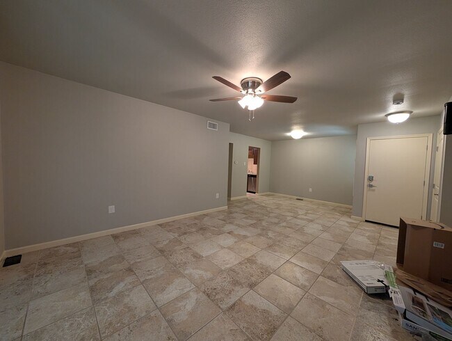 Building Photo - 2/2 Condo on Lake McQueeny / Waterfront Co...
