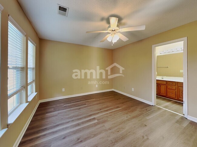 Building Photo - 3626 Sunset Hollow Dr