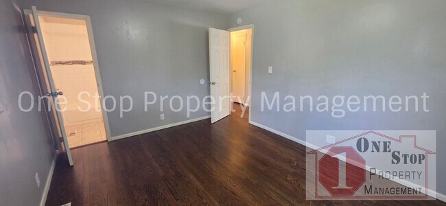 Building Photo - 8408 E 93rd Terrace