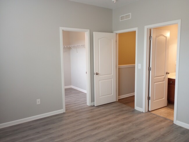 Building Photo - 8324 Tassel Ct