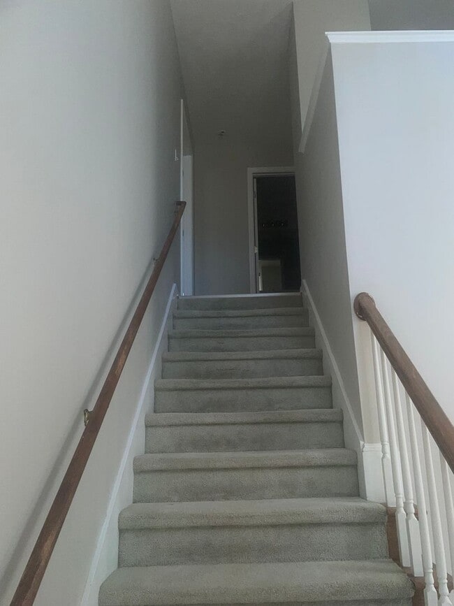 Building Photo - BASEMENT HOME-DOUBLE DECKS-COLUMBIA COUNTY, GOOD SCHOOLS, COVENIENT TO FORT