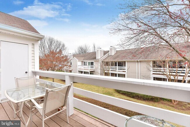 Building Photo - 2839 Yarling Ct