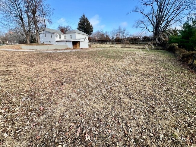 Building Photo - Updated 3 bed 2 bath home in Independence-Coming SOON!!