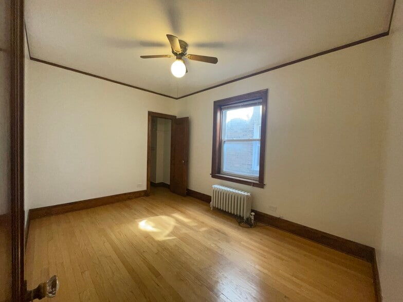 Bedroom 1 - Full - 5655 W Ainslie St