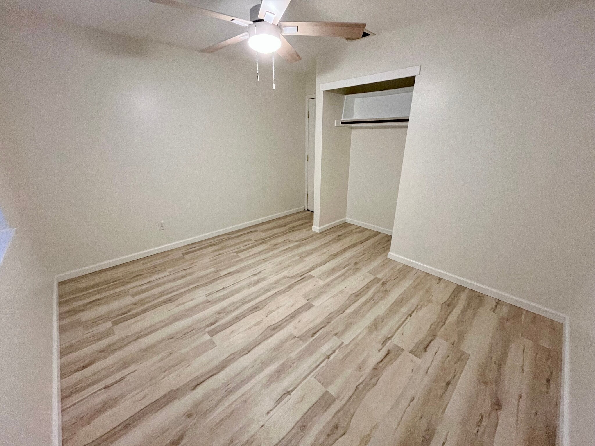 Building Photo - 6620 Briartree Way