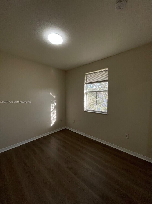 Building Photo - 13850 SW 274th Terrace