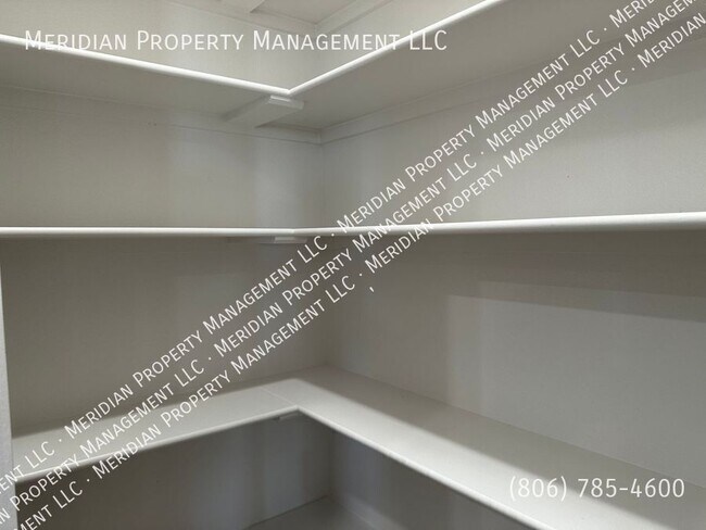 Building Photo - 5802 Urbana Pl