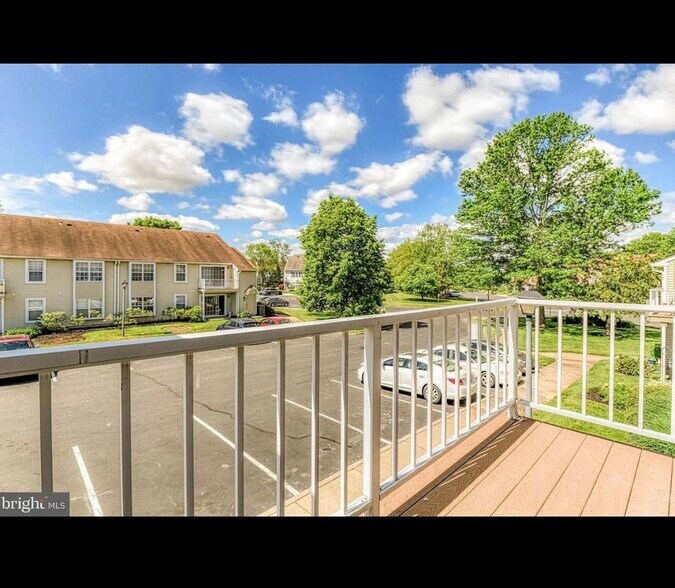 Building Photo - 312B Willow Turn