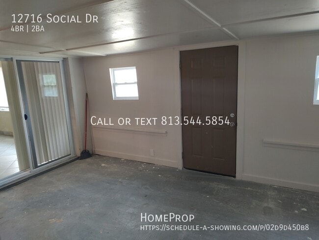 Building Photo - 12716 Social Dr