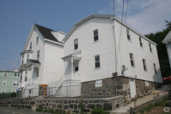 Primary Photo - 61-63 Aborn St