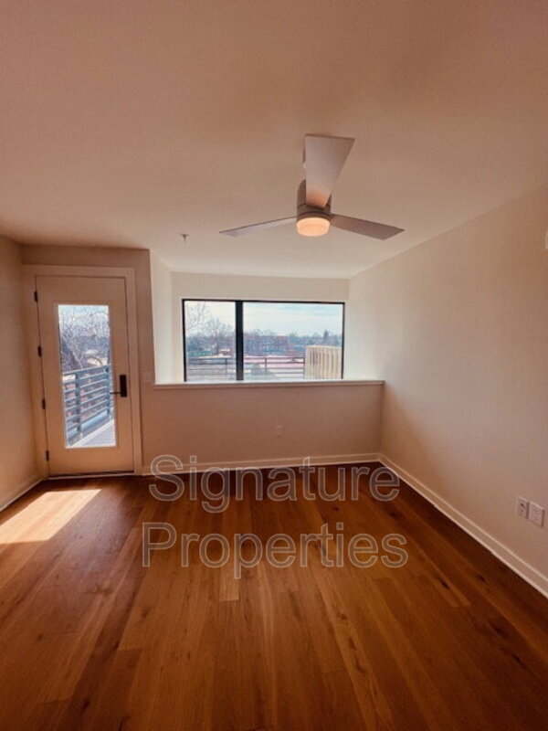 Building Photo - 712 High St